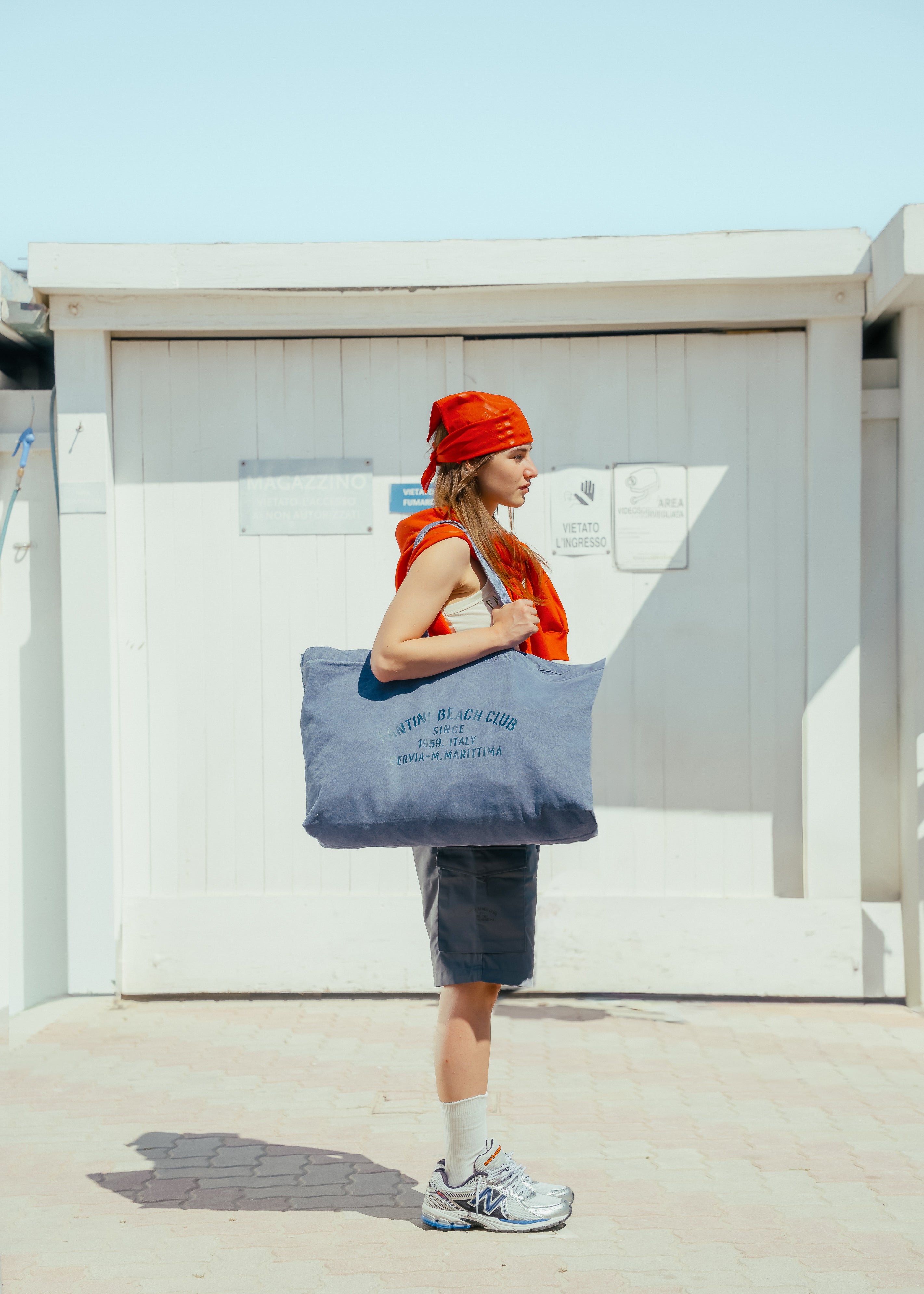 Vintage Logo Large Tote Bag